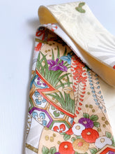 画像をギャラリービューアに読み込む, 暈し御所車に花模様総柄地紋【短】