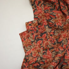 画像をギャラリービューアに読み込む, 枝花模様【タックラップスカート】