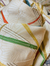 画像をギャラリービューアに読み込む, 金通し桧扇牡丹菊草模様【タックラップスカート】