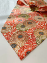 画像をギャラリービューアに読み込む, 菊の唐草模様【長】