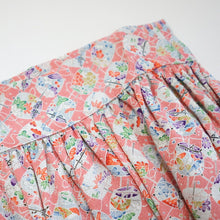 画像をギャラリービューアに読み込む, 糸巻尽くし模様【ギャザーラップスカート】