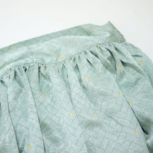 画像をギャラリービューアに読み込む, 菊に竹笹模様【ギャザーラップスカート】