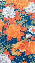 画像をギャラリービューアに読み込む, 牡丹・萩・紅葉模様【タックラップスカート】