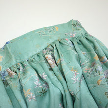画像をギャラリービューアに読み込む, 金彩蝶に草花模様【ギャザーラップスカート】