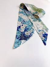 画像をギャラリービューアに読み込む, 橋に御所車菊梅楓模様【短】