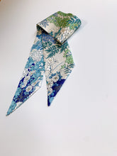 画像をギャラリービューアに読み込む, 橋に御所車菊梅楓模様【短】