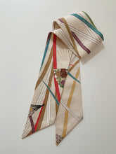 画像をギャラリービューアに読み込む, 金通し桧扇牡丹菊草模様【短より短】