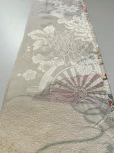 画像をギャラリービューアに読み込む, 暈し御所車に花模様総柄地紋【長】