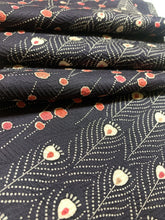 画像をギャラリービューアに読み込む, 枝梅と孔雀の羽模様【ギャザーラップスカート】