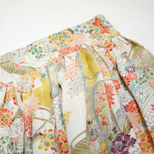 画像をギャラリービューアに読み込む, 屋敷に草花模様【ギャザーラップスカート】