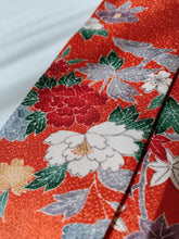 画像をギャラリービューアに読み込む, 古典草花模様【短】