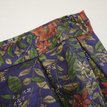 画像をギャラリービューアに読み込む, 花模様雲地紋付き【タックラップスカート】