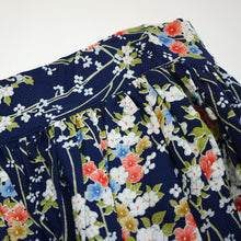 画像をギャラリービューアに読み込む, 草花組亀甲地紋模様【ギャザーラップスカート】