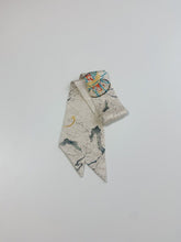 画像をギャラリービューアに読み込む, 鼓に枝梅模様【短】