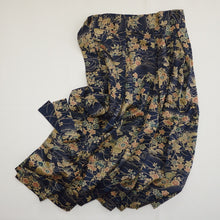 画像をギャラリービューアに読み込む, 草花模様【タックラップスカート】