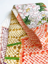 画像をギャラリービューアに読み込む, 枝梅に熨斗丸華に古典模様【短】