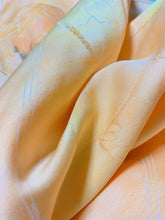 画像をギャラリービューアに読み込む, 牡丹菊模様暈し【タックラップスカート】