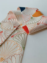 画像をギャラリービューアに読み込む, 花青海波【短より短】