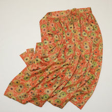 画像をギャラリービューアに読み込む, 菊の唐草模様【ギャザーラップスカート】