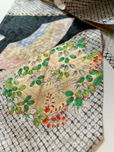 画像をギャラリービューアに読み込む, 裂取に扇古典草花模様 【長】