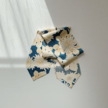 画像をギャラリービューアに読み込む, 菊模様金箔散らし【長】