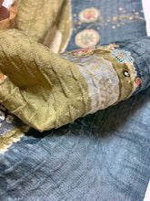 画像をギャラリービューアに読み込む, 立通松竹梅・蝶・宝尽くし模様【タックラップスカート】