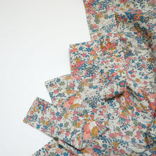 画像をギャラリービューアに読み込む, 扇に草花模様【ギャザーラップスカート】
