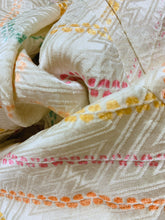 画像をギャラリービューアに読み込む, 幾何学模様【ギャザーラップスカート】