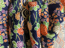 画像をギャラリービューアに読み込む, 古典模様花づくし流水地紋【ギャザーラップスカート】