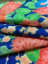 画像をギャラリービューアに読み込む, 椿に小梅模様【タックラップスカート】