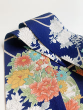 画像をギャラリービューアに読み込む, 花丸紋に古典草模様【短】