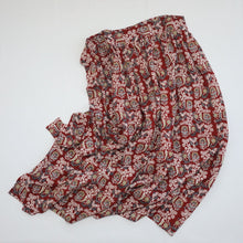 画像をギャラリービューアに読み込む, 花更紗模様【ギャザーラップスカート】