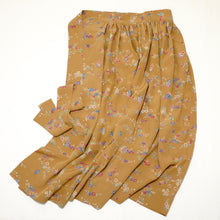 画像をギャラリービューアに読み込む, 扇に蝶花模様【ギャザーラップスカート】