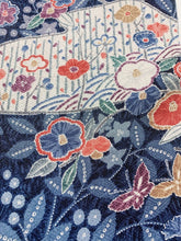 画像をギャラリービューアに読み込む, ヱ霧に椿草花模様【タックラップスカート】