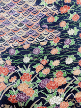 画像をギャラリービューアに読み込む, 古典模様花づくし流水地紋【ギャザーラップスカート】