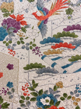 画像をギャラリービューアに読み込む, 尾長鶏に蝶花模様【M】(地紋あり)