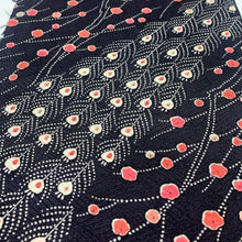 画像をギャラリービューアに読み込む, 枝梅と孔雀の羽模様【ギャザーラップスカート】