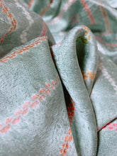 画像をギャラリービューアに読み込む, 抽象模様【ギャザーラップスカート】