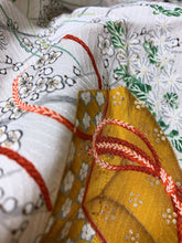 画像をギャラリービューアに読み込む, 宝箱・梅咲模様【タックラップスカート】