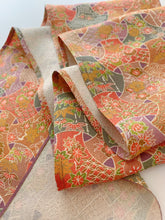 画像をギャラリービューアに読み込む, 幾何学取りに古典草花模様【長】