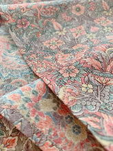 画像をギャラリービューアに読み込む, 花更彩模様【長】