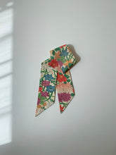 画像をギャラリービューアに読み込む, 花尽くし模様【短より短】