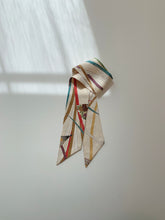 画像をギャラリービューアに読み込む, 金通し桧扇牡丹菊草模様【短より短】