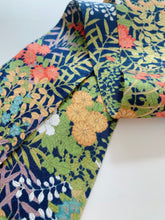 画像をギャラリービューアに読み込む, 草花模様総地紋【短より短】