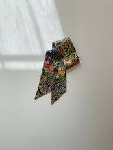 画像をギャラリービューアに読み込む, 草花模様総地紋【短より短】