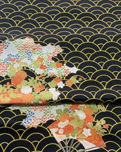 画像をギャラリービューアに読み込む, 青海波に花扇・古典柄(地紋入り)【M】【ケニシャツ】