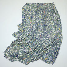 画像をギャラリービューアに読み込む, 草花尽くし模様【タックラップスカート】
