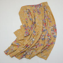 画像をギャラリービューアに読み込む, 菊模様【ギャザーラップスカート】