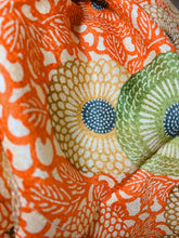 画像をギャラリービューアに読み込む, 菊の唐草模様【ギャザーラップスカート】