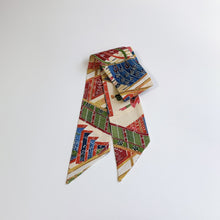 画像をギャラリービューアに読み込む, 屋敷琵琶に琴平安貴族模様【短】